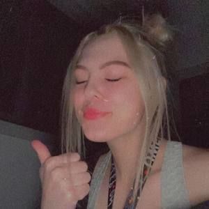 Meet your Posher, Lysett